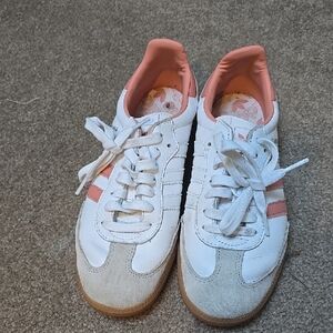 adidas White and Pink Women's Sneakers Sz 9